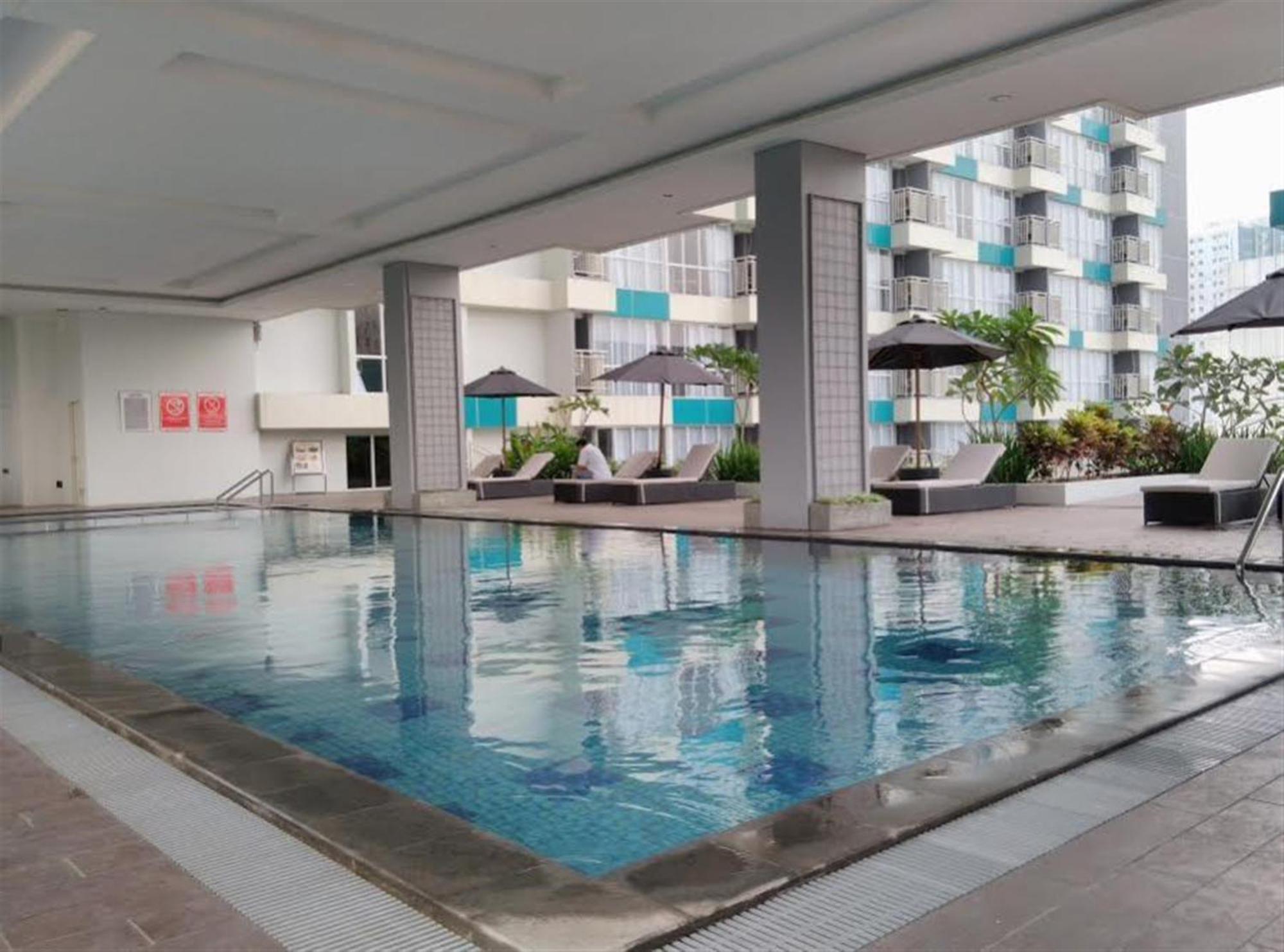 Comfortable And At H By Travelio * Jakarta