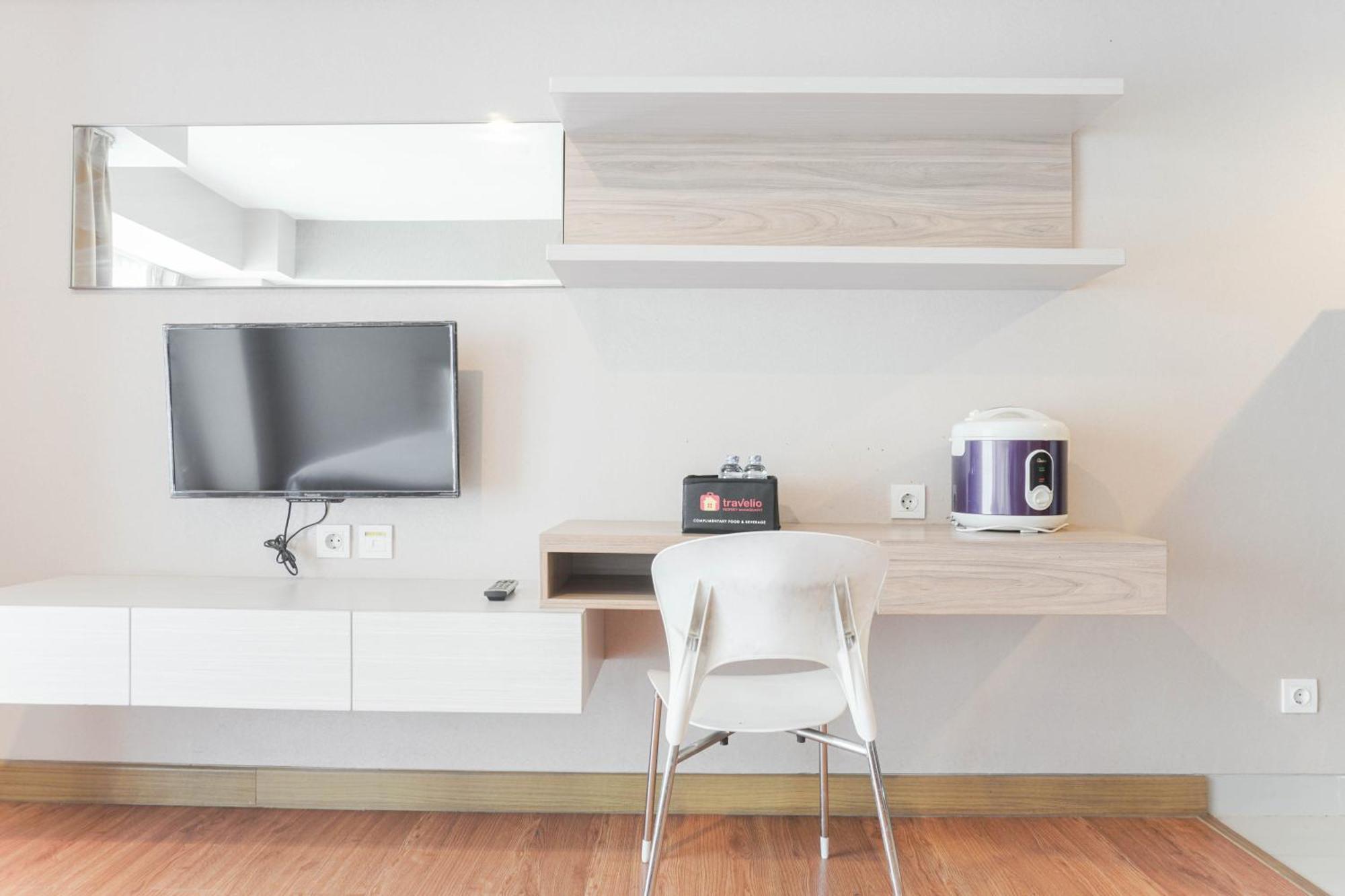 Apartment Comfortable And At H By Travelio Jakarta